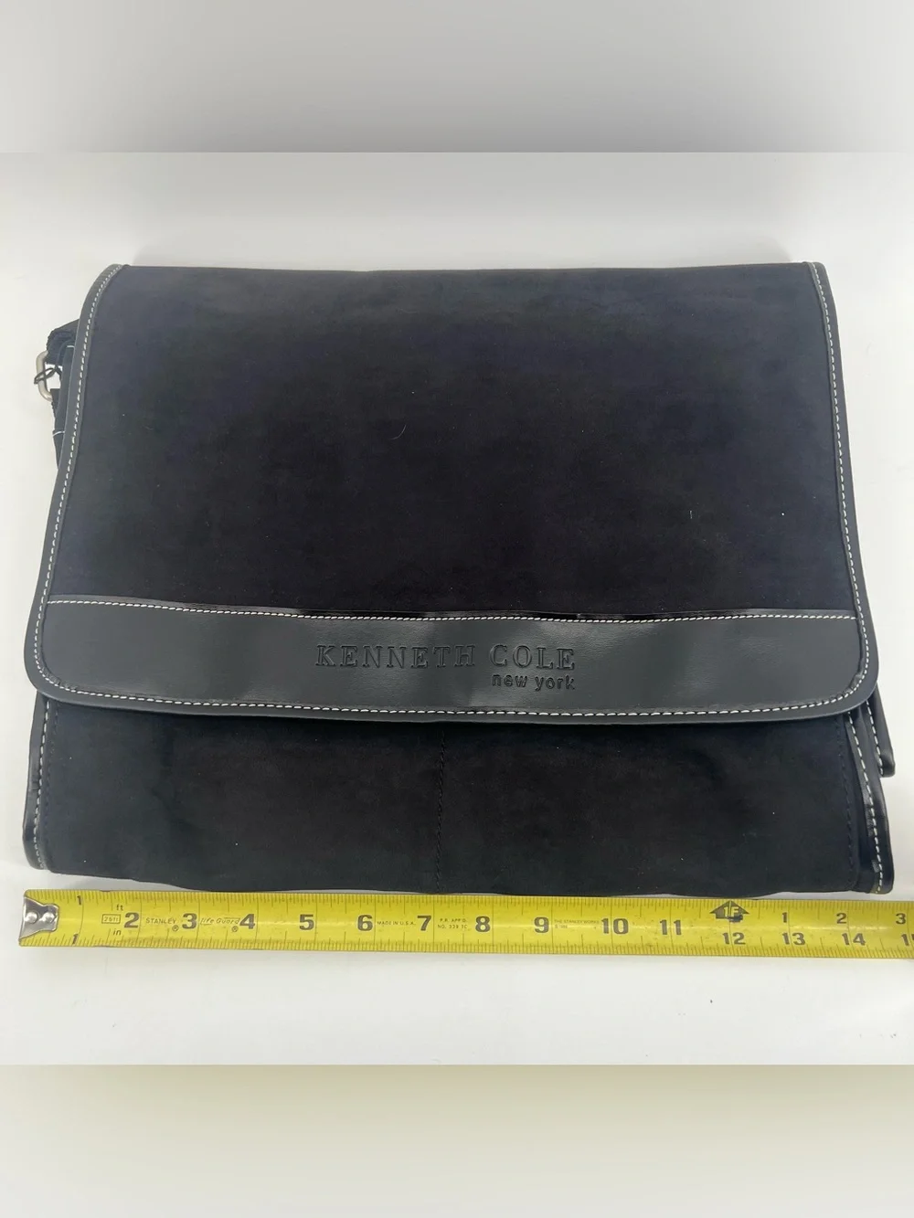 Kenneth Cole New York Faux Suede Black Messenger Laptop Briefcase Bag Classic